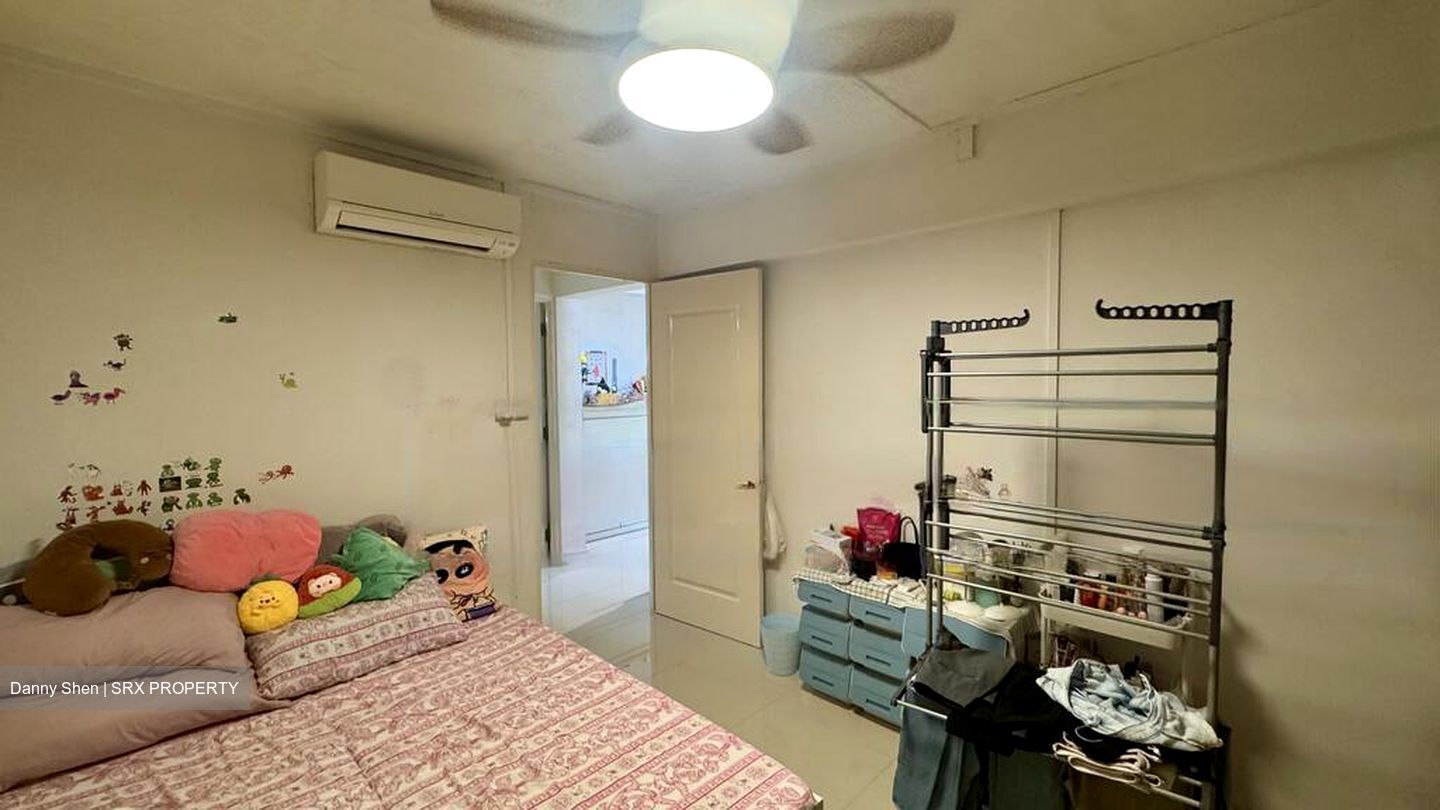 Blk 253 Yuhua Village (Jurong East), HDB 3 Rooms #472865281